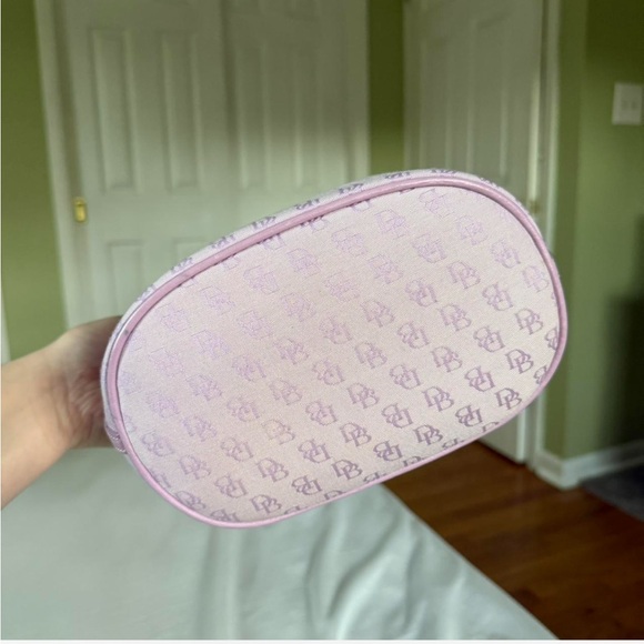 Dooney & Bourke Lavender Hobo Bag - Picture 4 of 6